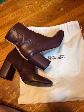 Diane Von Furstenberg oxblood red leather boots, size 9.5 (EU 39.5)